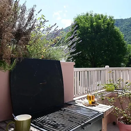 Le Grillon Ax アパート アクス・レ・テルム